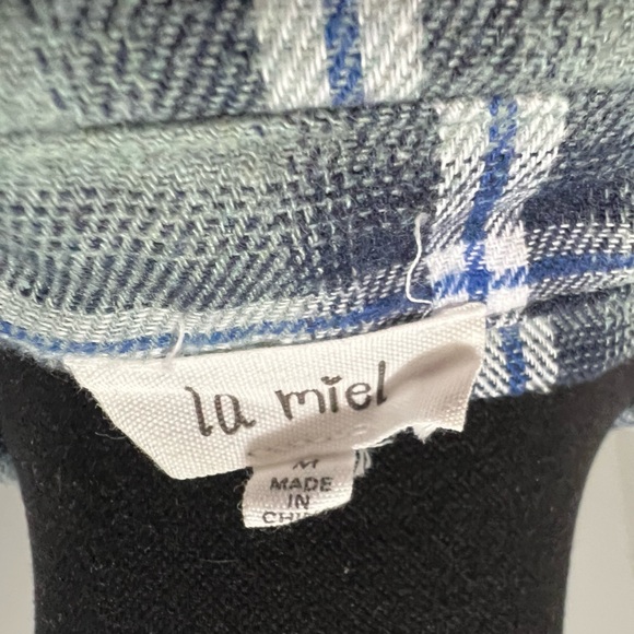 La Miel Flannel, Medium Blue and Green - Picture 3 of 4